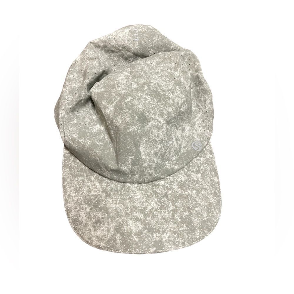 NWT Lululemon Fast and Free Run Hat M Grey ball cap